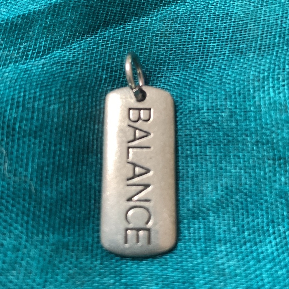 Balance Charm - Picture 2 of 4